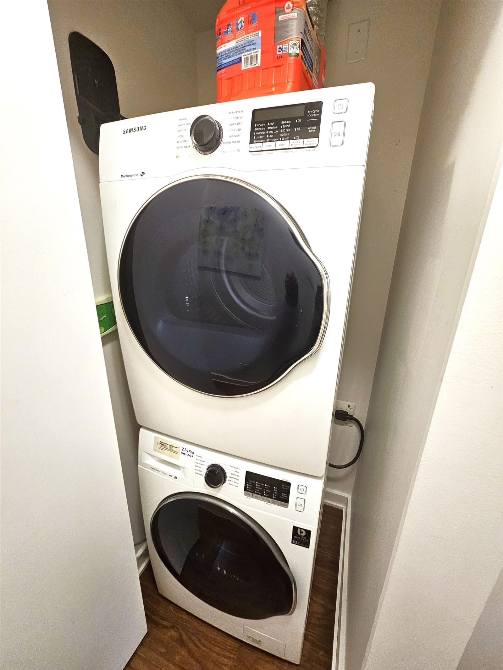 Listing Image 15