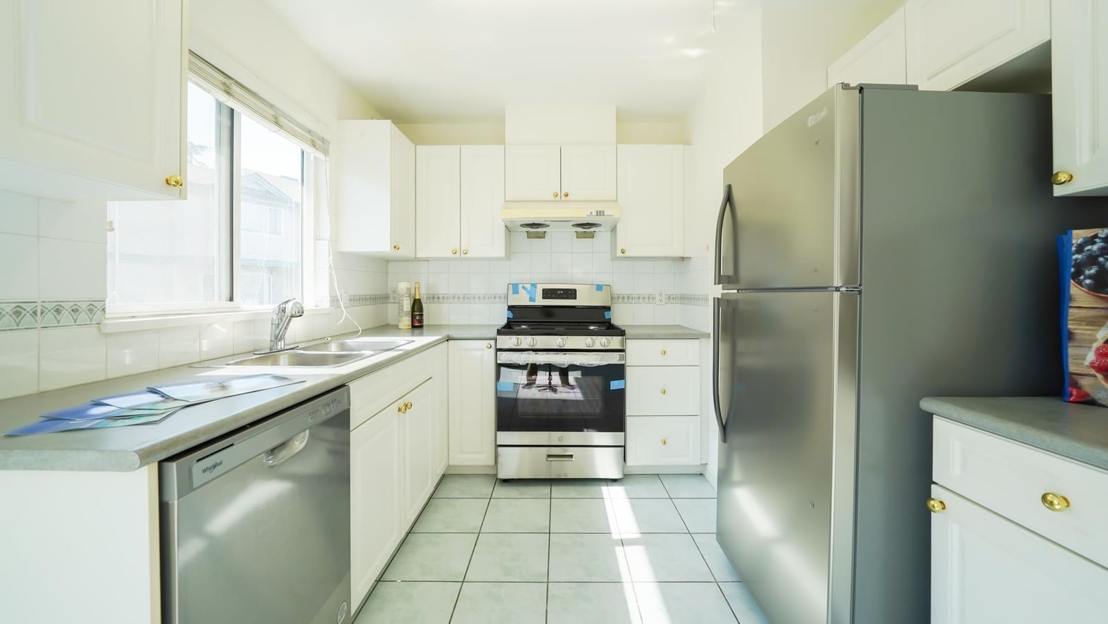 Listing Image 13