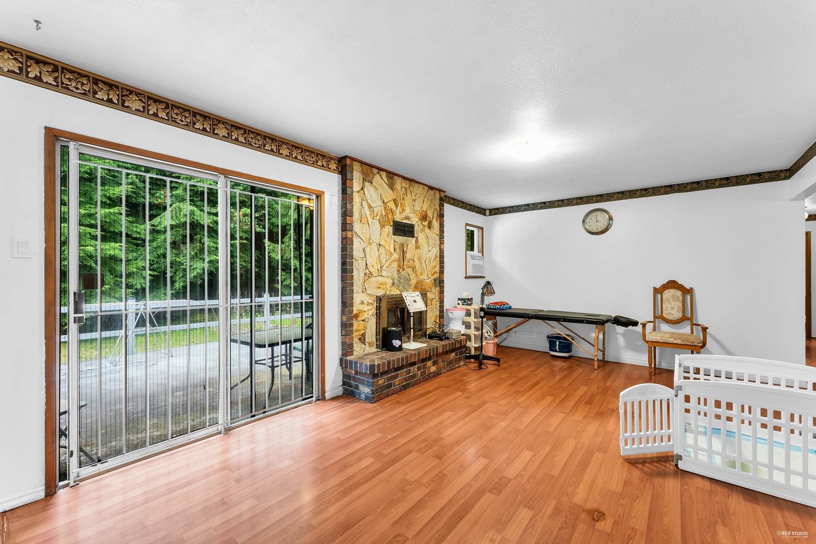 Listing Image 9