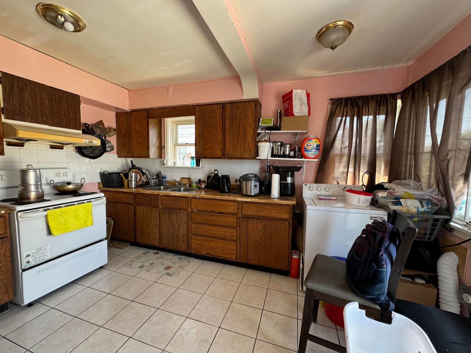 Listing Image 10