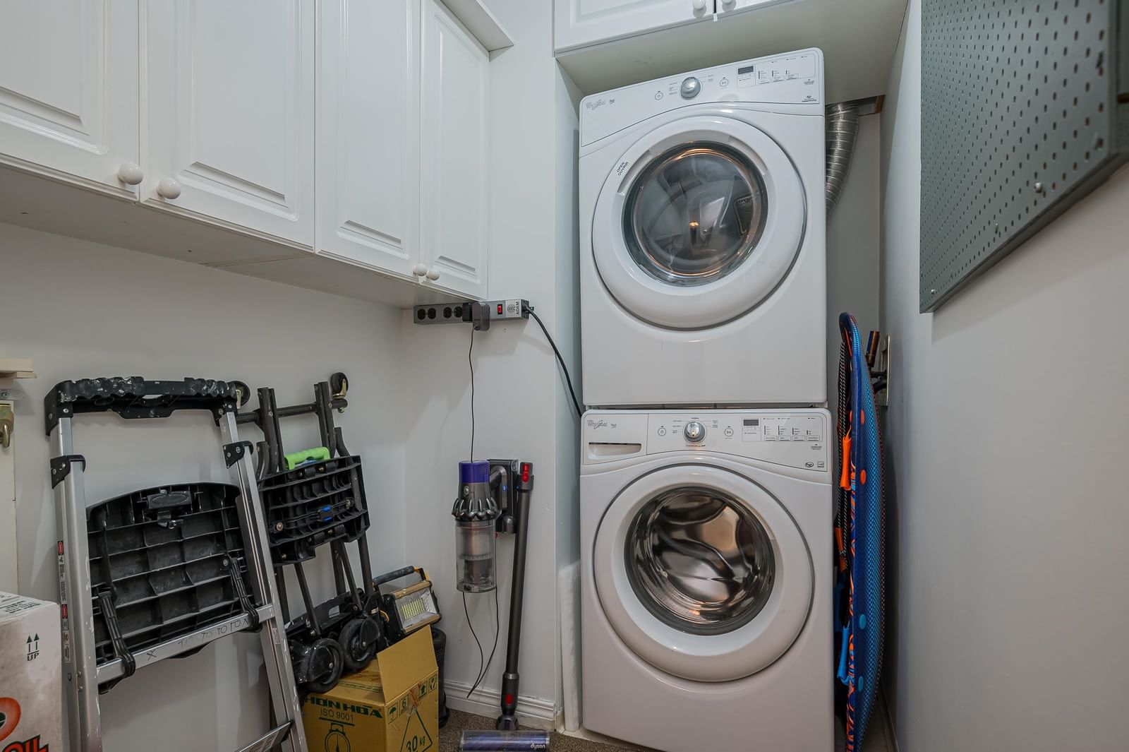 Listing Image 21
