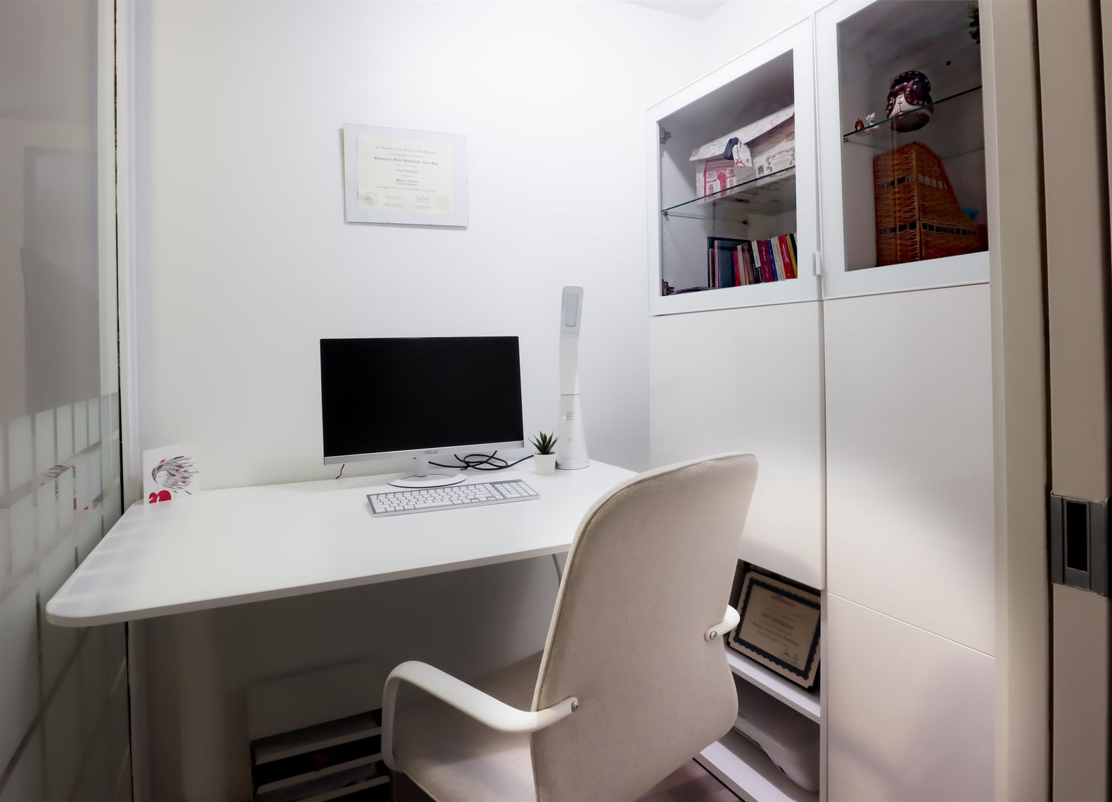 Listing Image 10