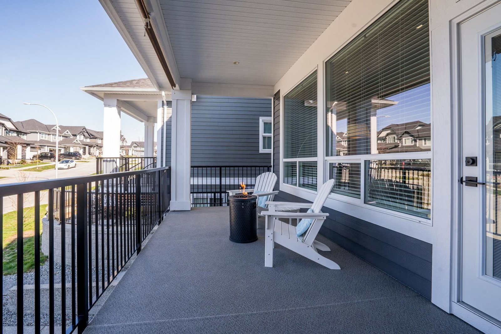 Listing Image 16