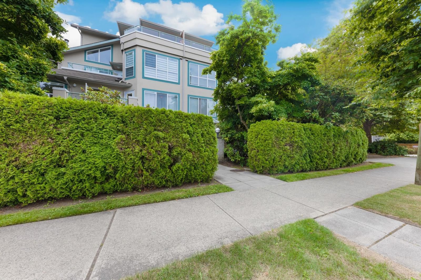 Listing Image 19