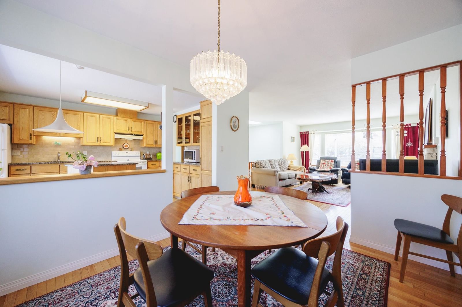 Listing Image 10