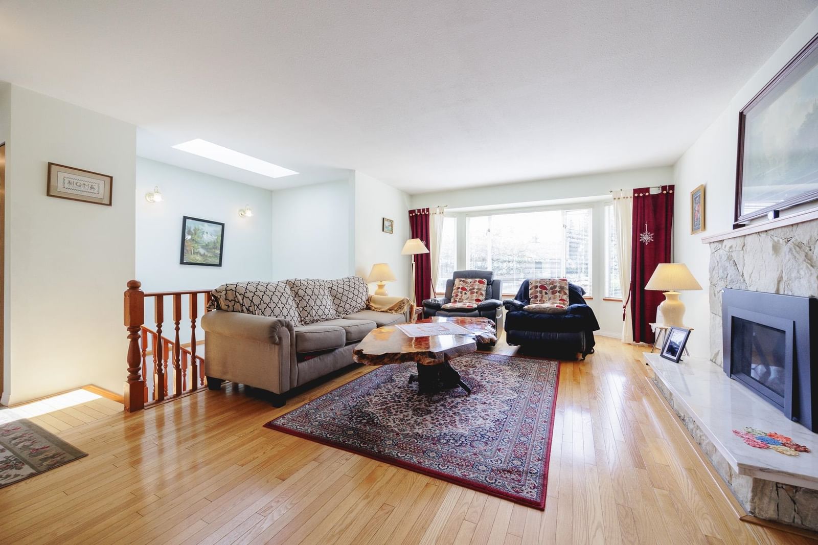Listing Image 14