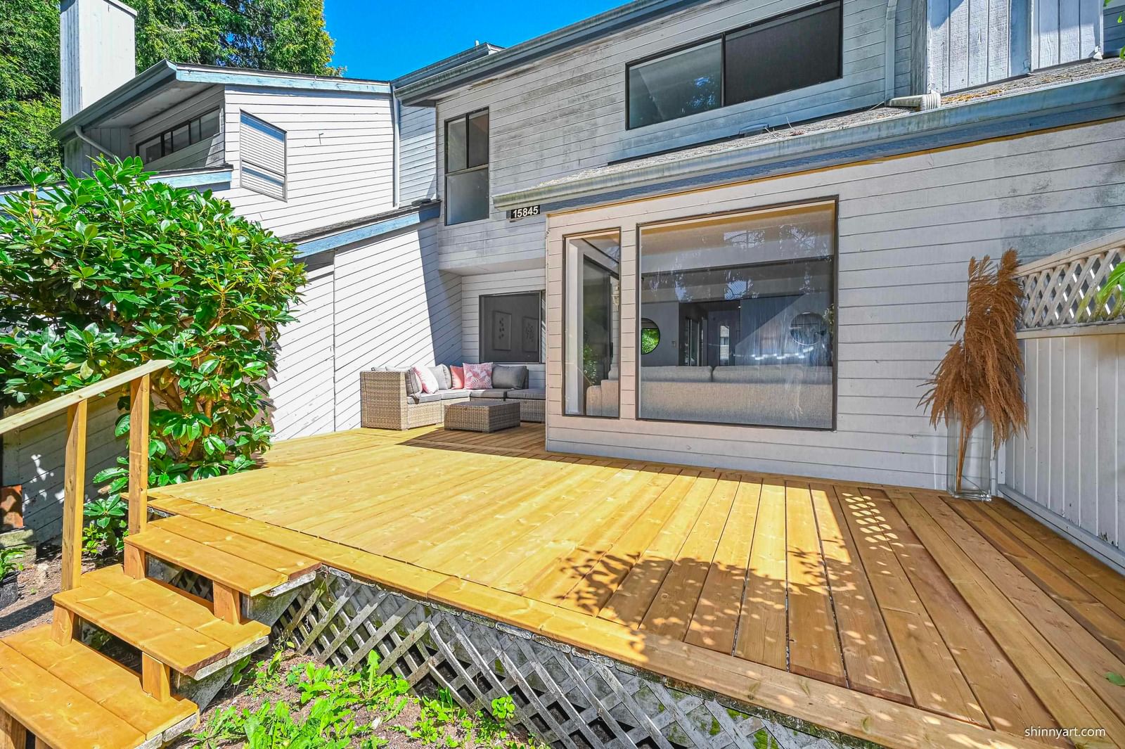 Listing Image 11