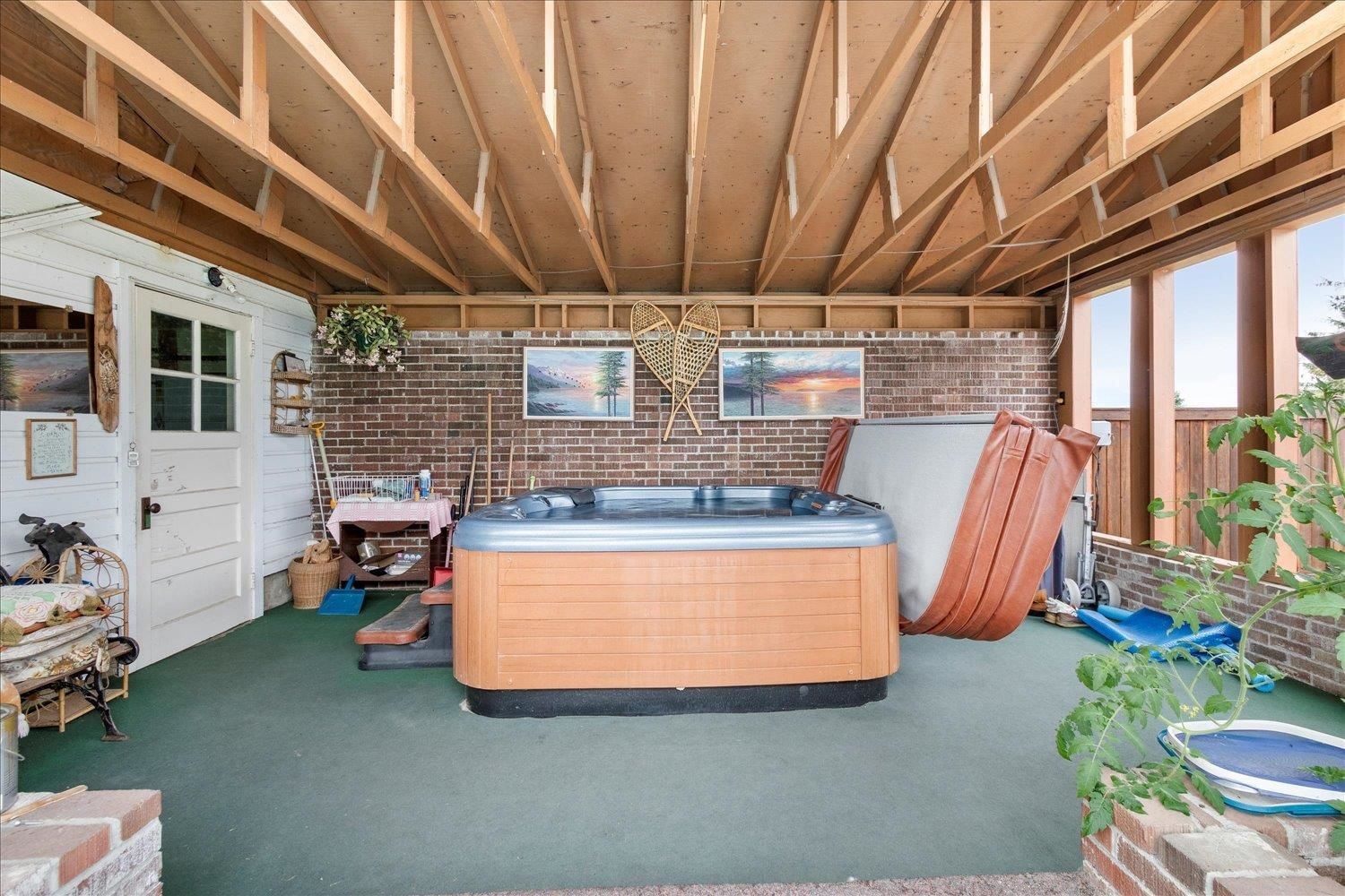 Listing Image 22