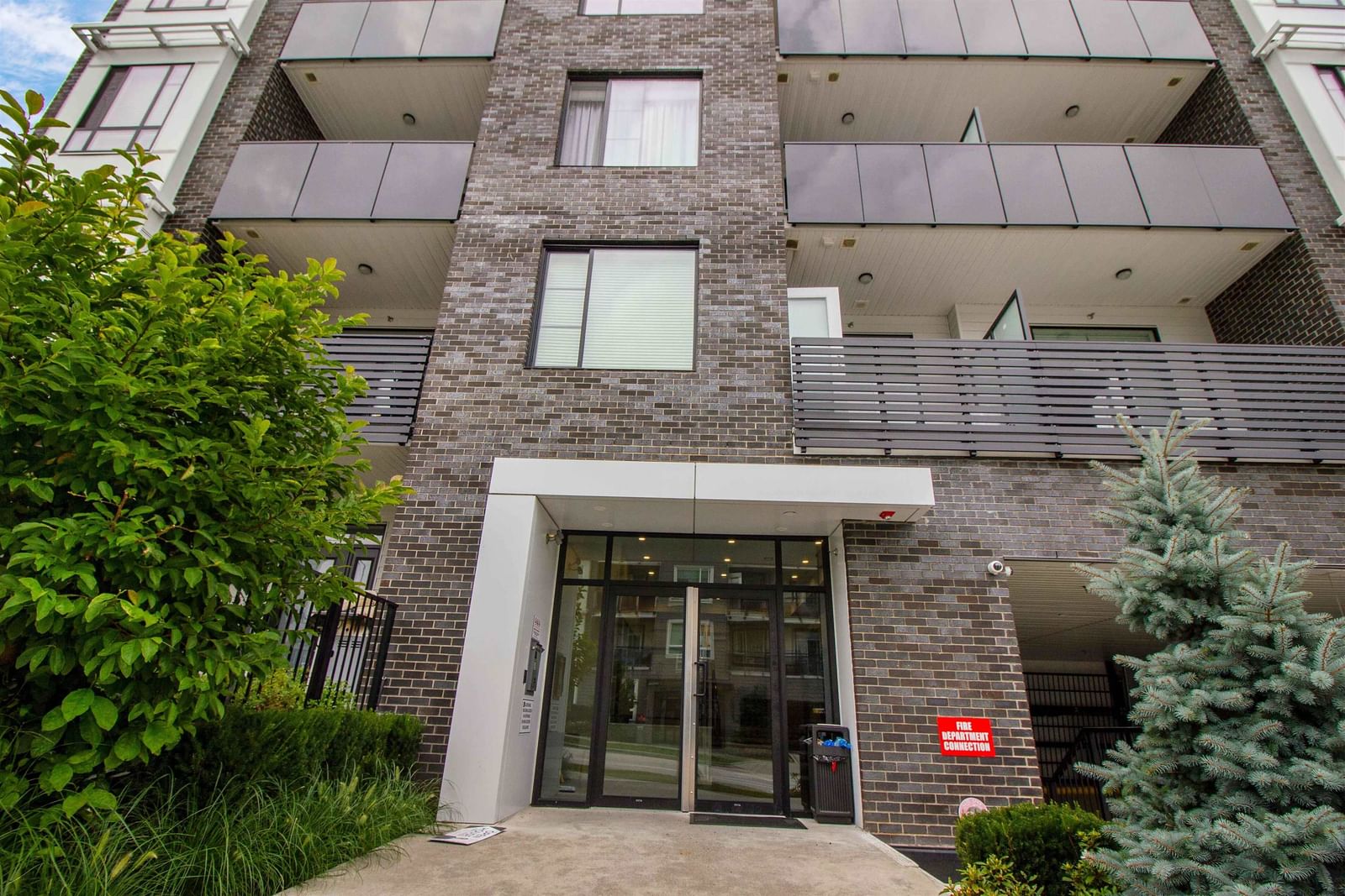 Listing Image 21