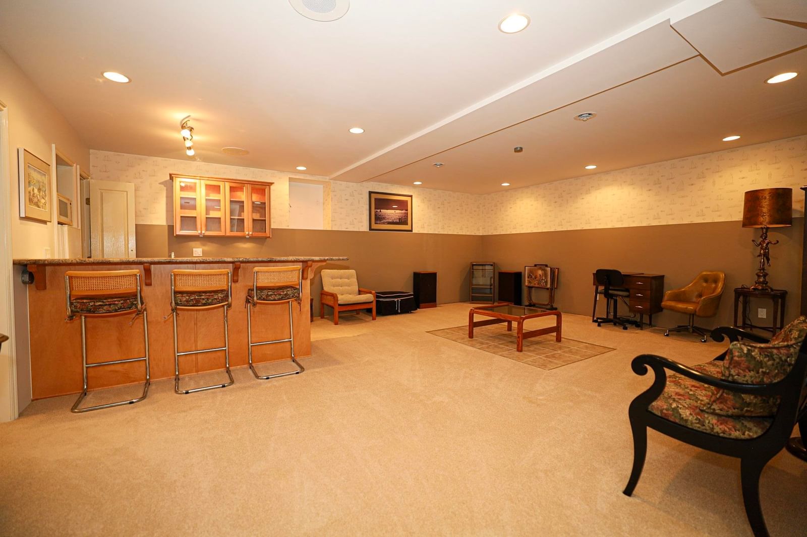 Listing Image 25