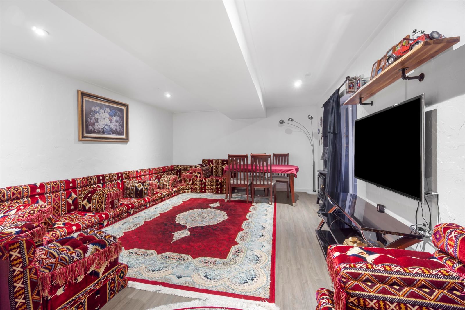 Listing Image 21
