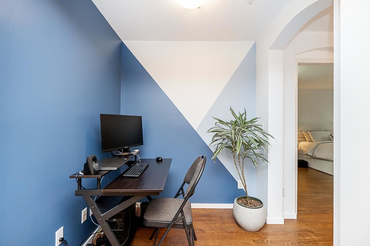 Listing Image 13