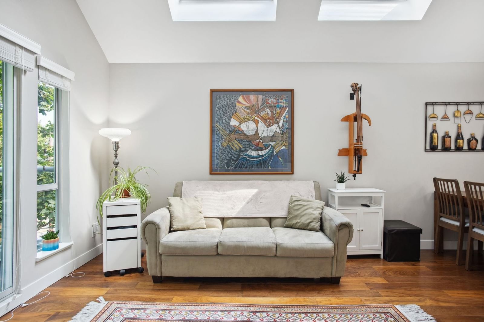Listing Image 13