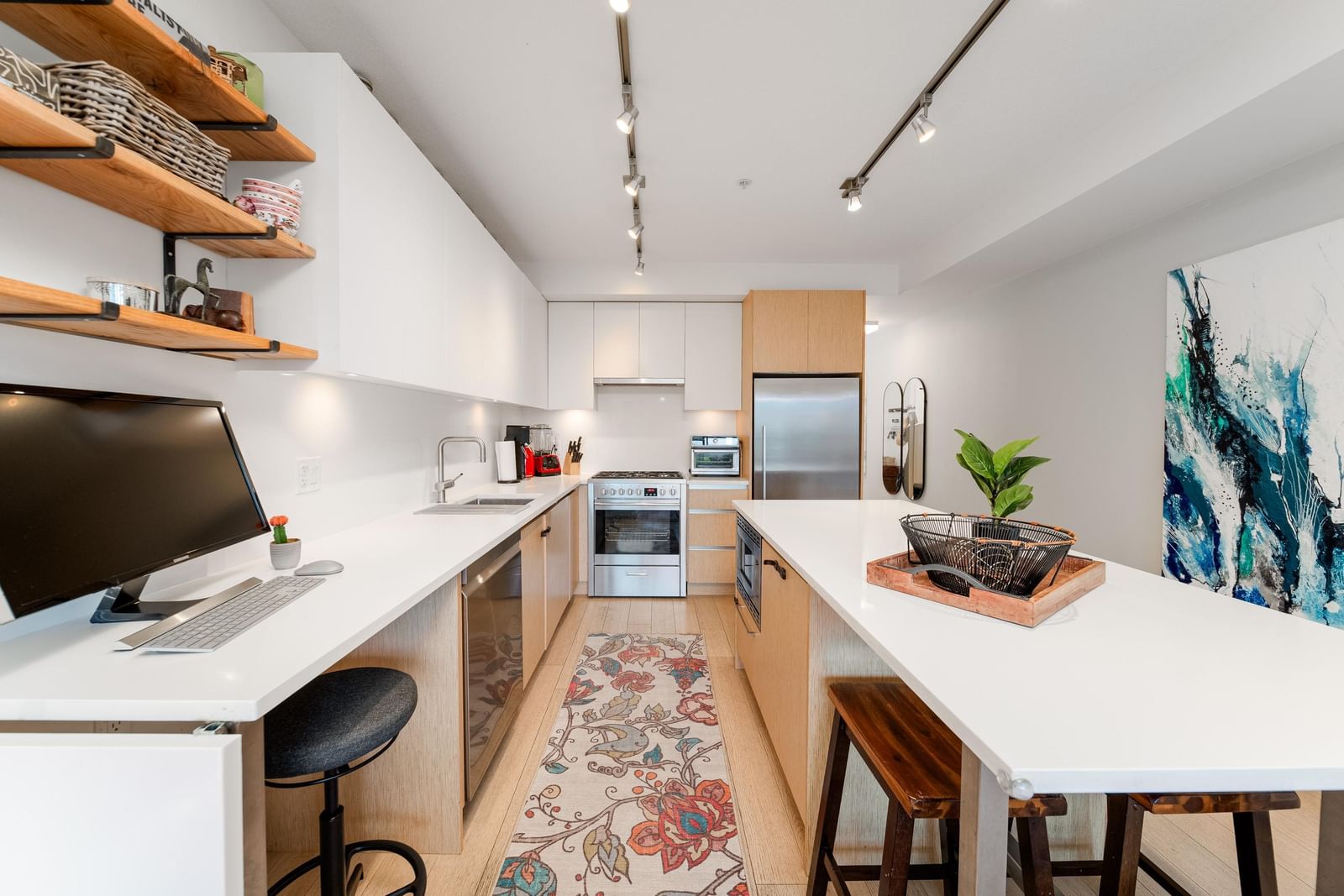 Listing Image 9