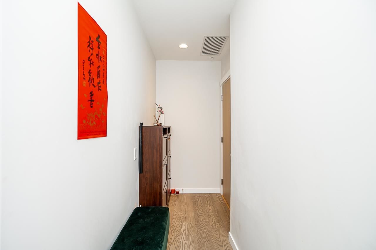 Listing Image 27