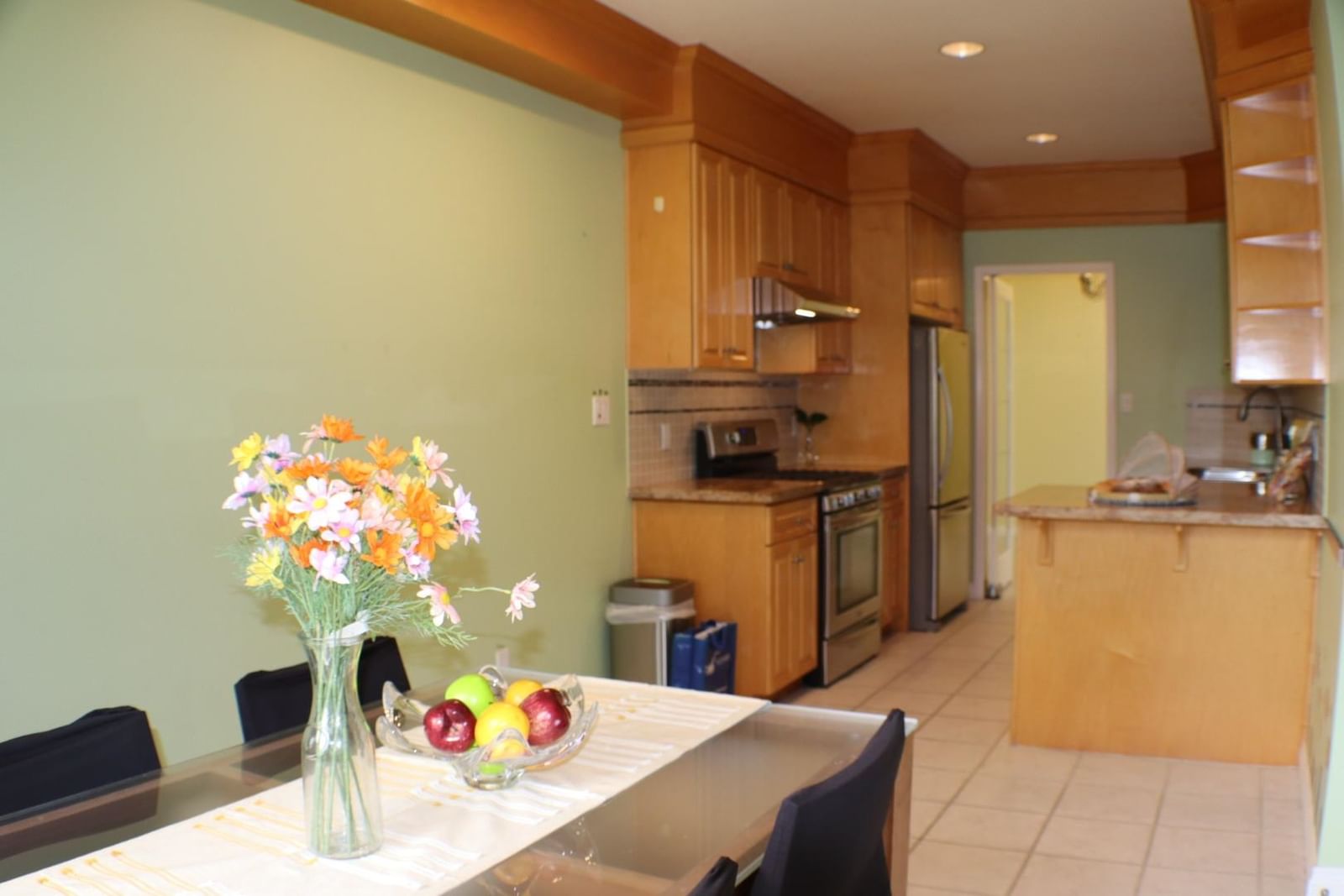 Listing Image 11