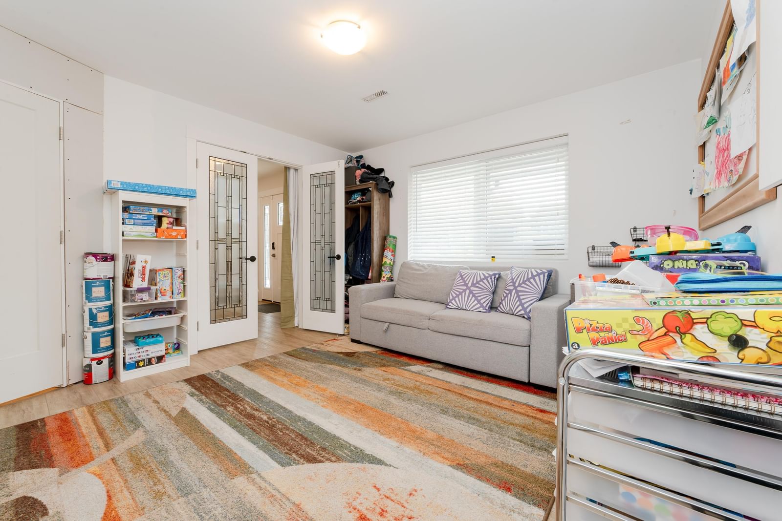 Listing Image 18
