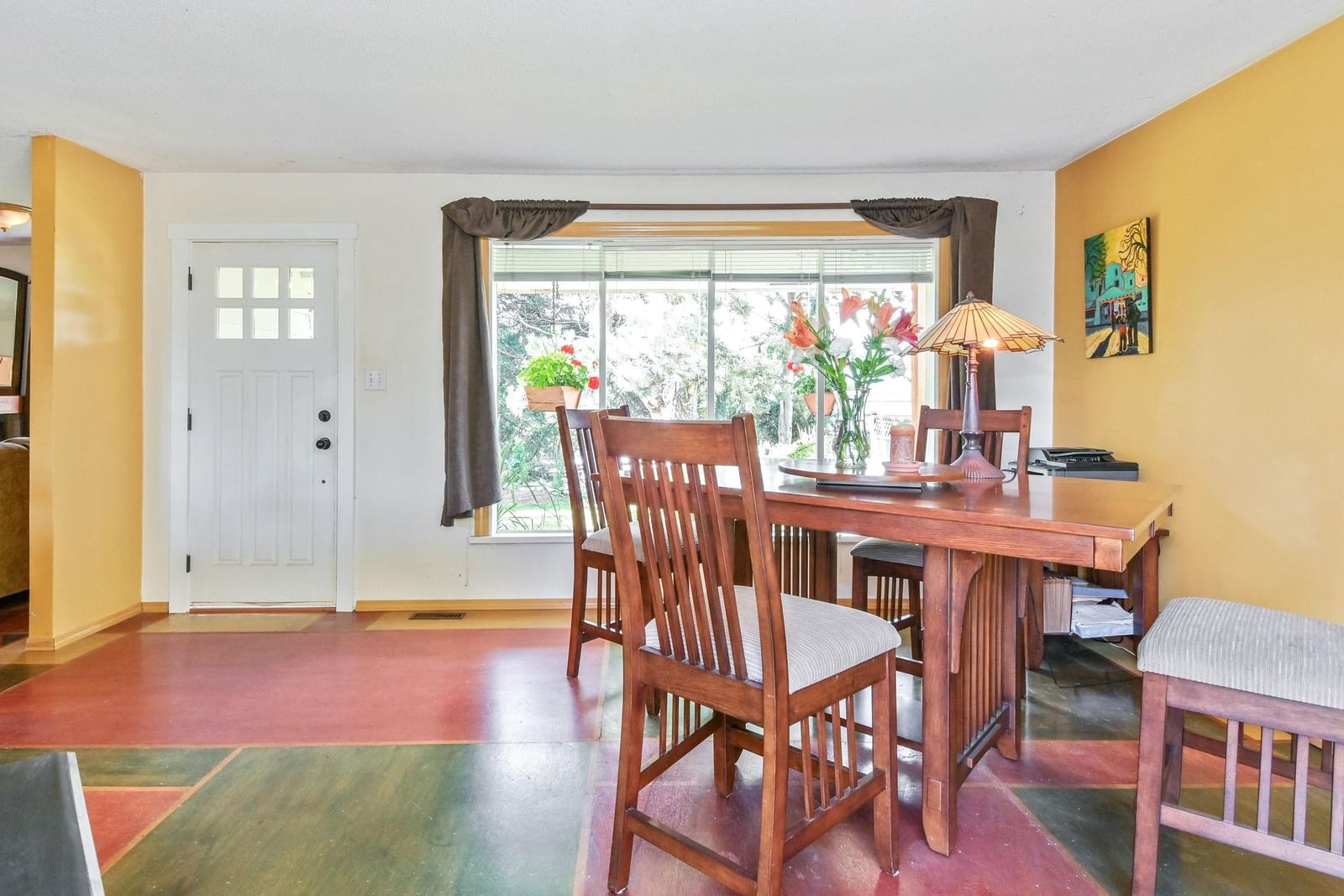 Listing Image 11