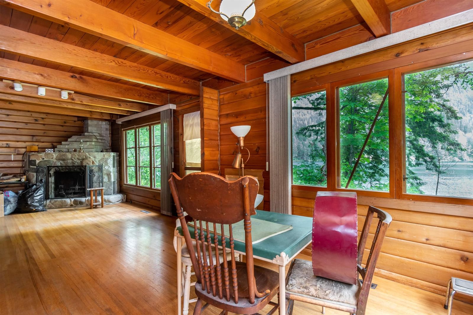 Listing Image 8
