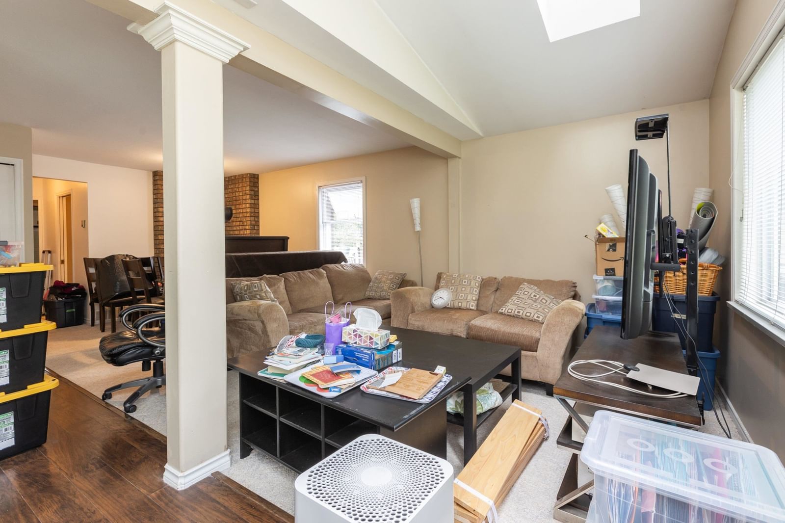 Listing Image 14