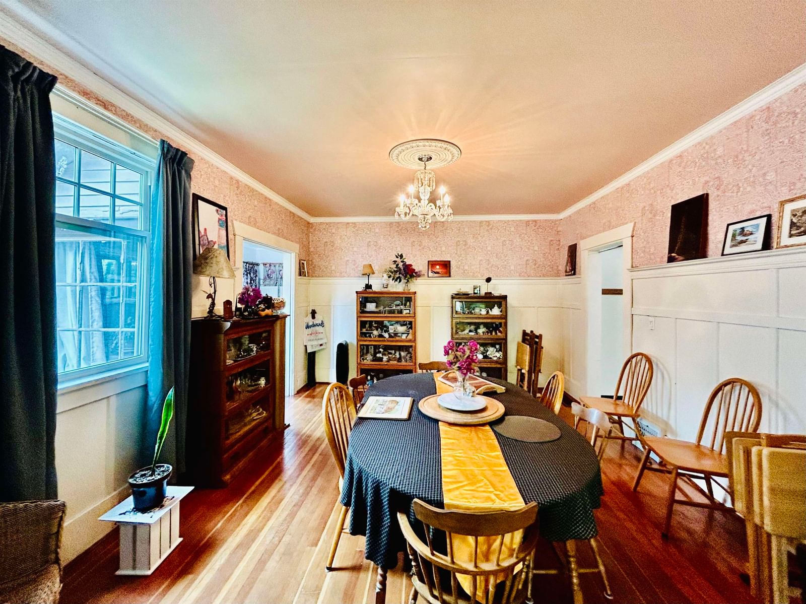 Listing Image 5