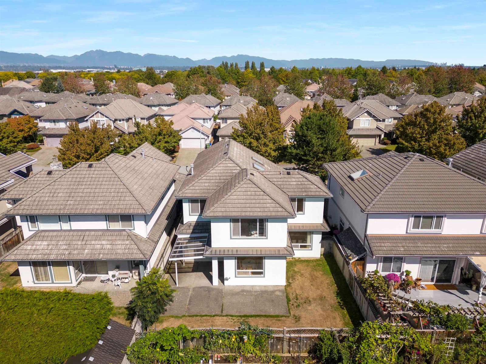 Listing Image 36