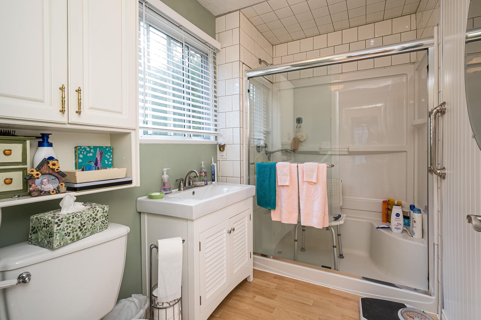 Listing Image 11