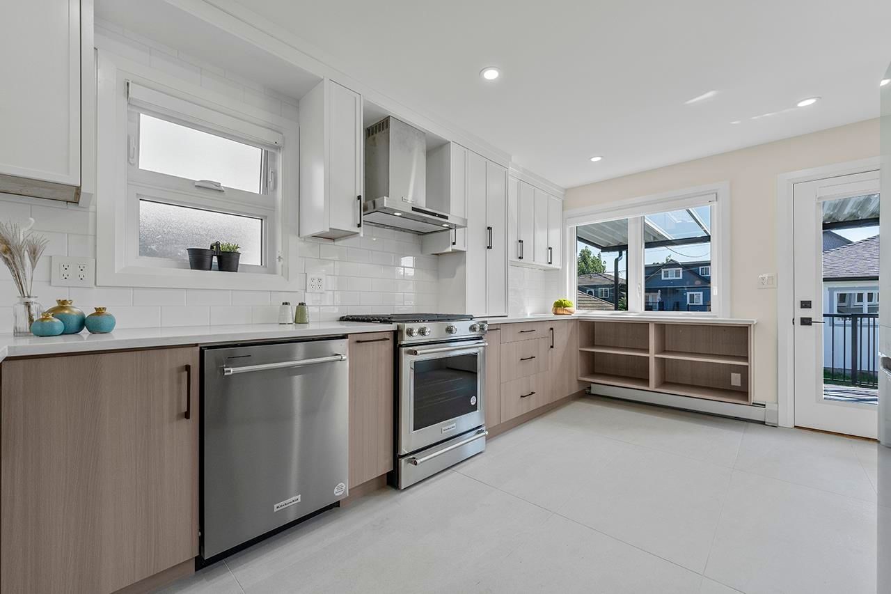 Listing Image 9