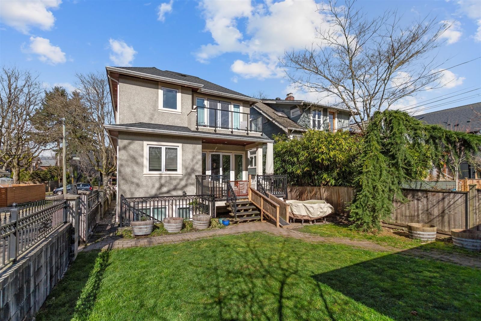 Listing Image 10