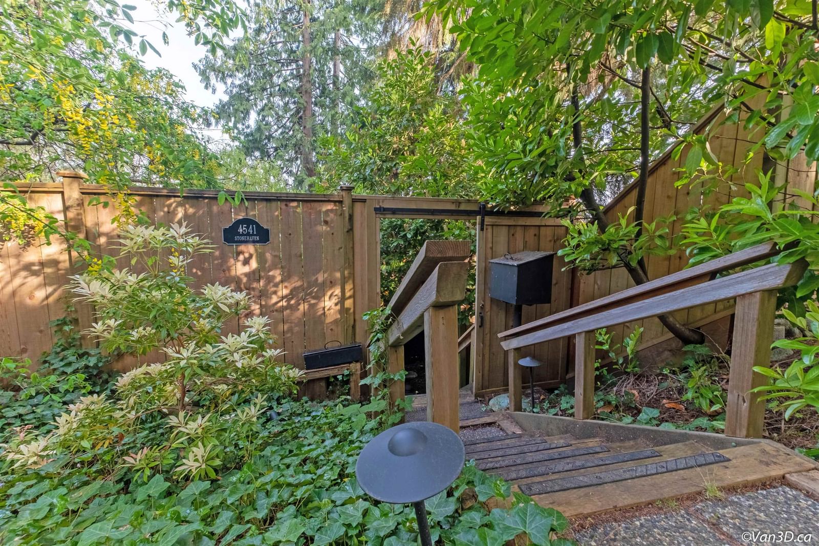 Listing Image 19