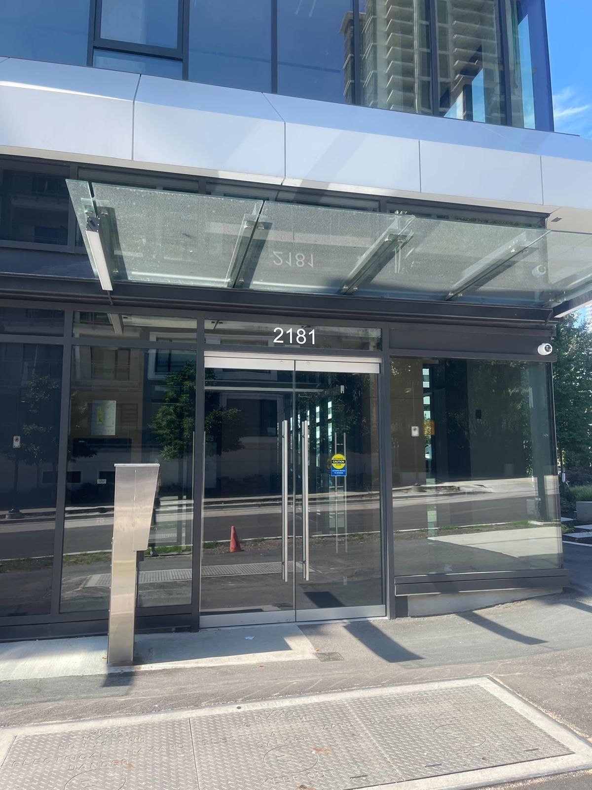 Listing Image 18