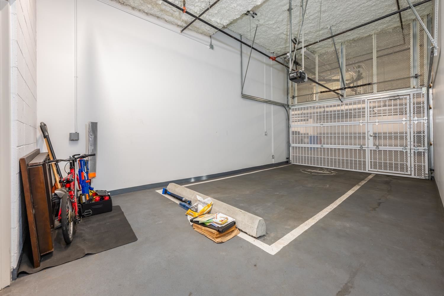 Listing Image 27