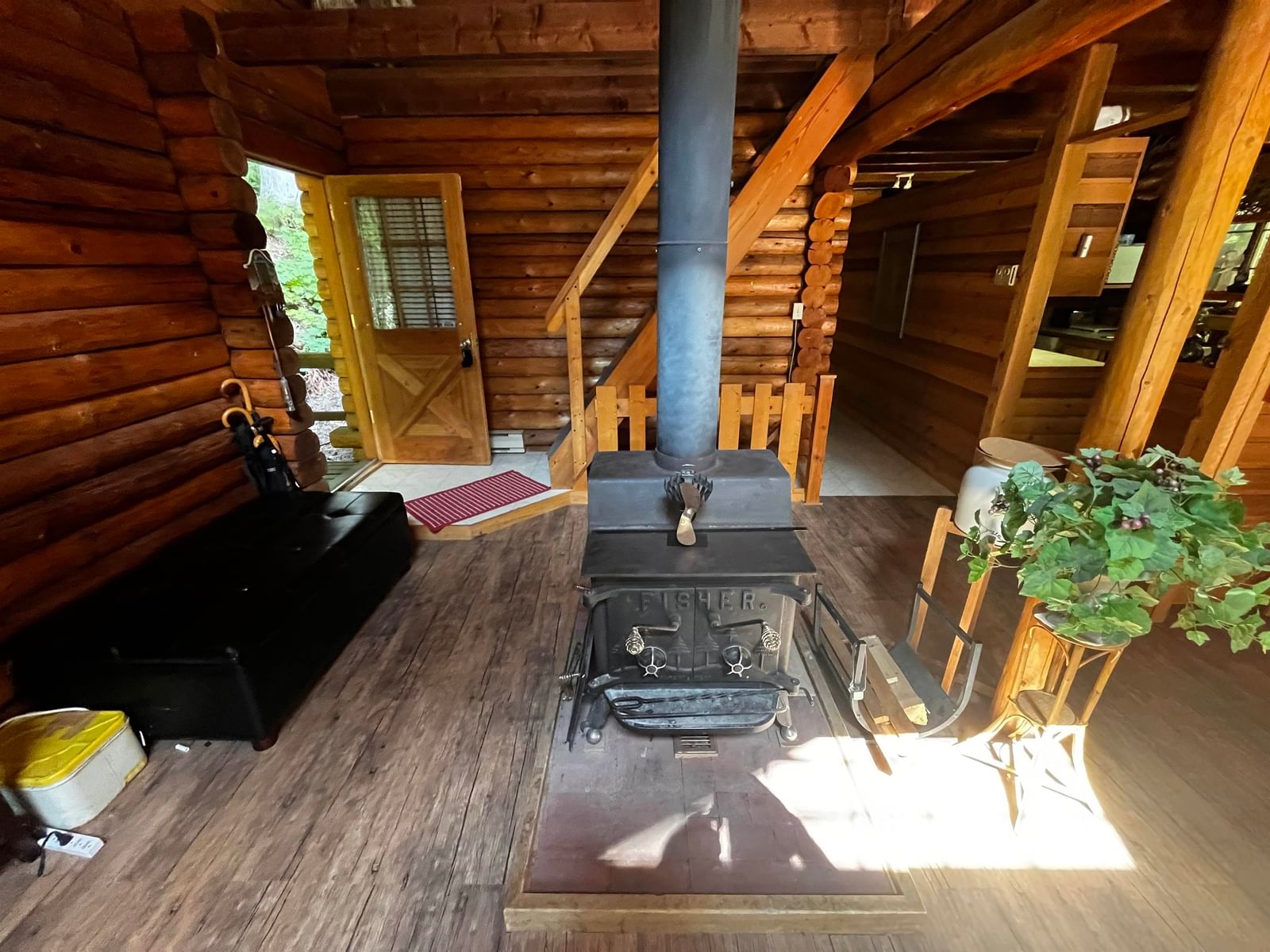 Listing Image 9