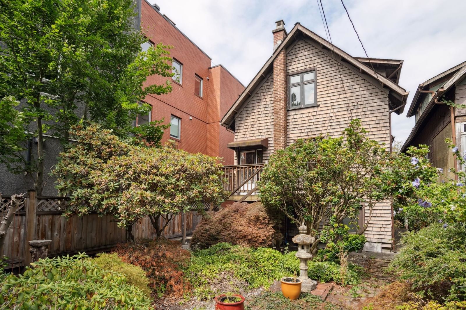 Listing Image 14