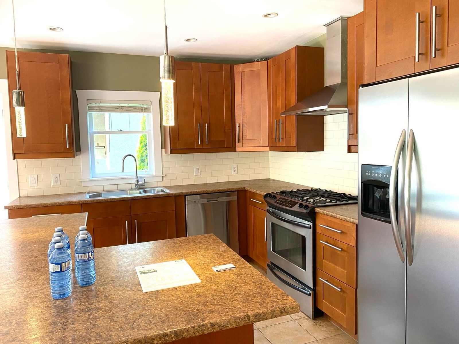 Listing Image 15