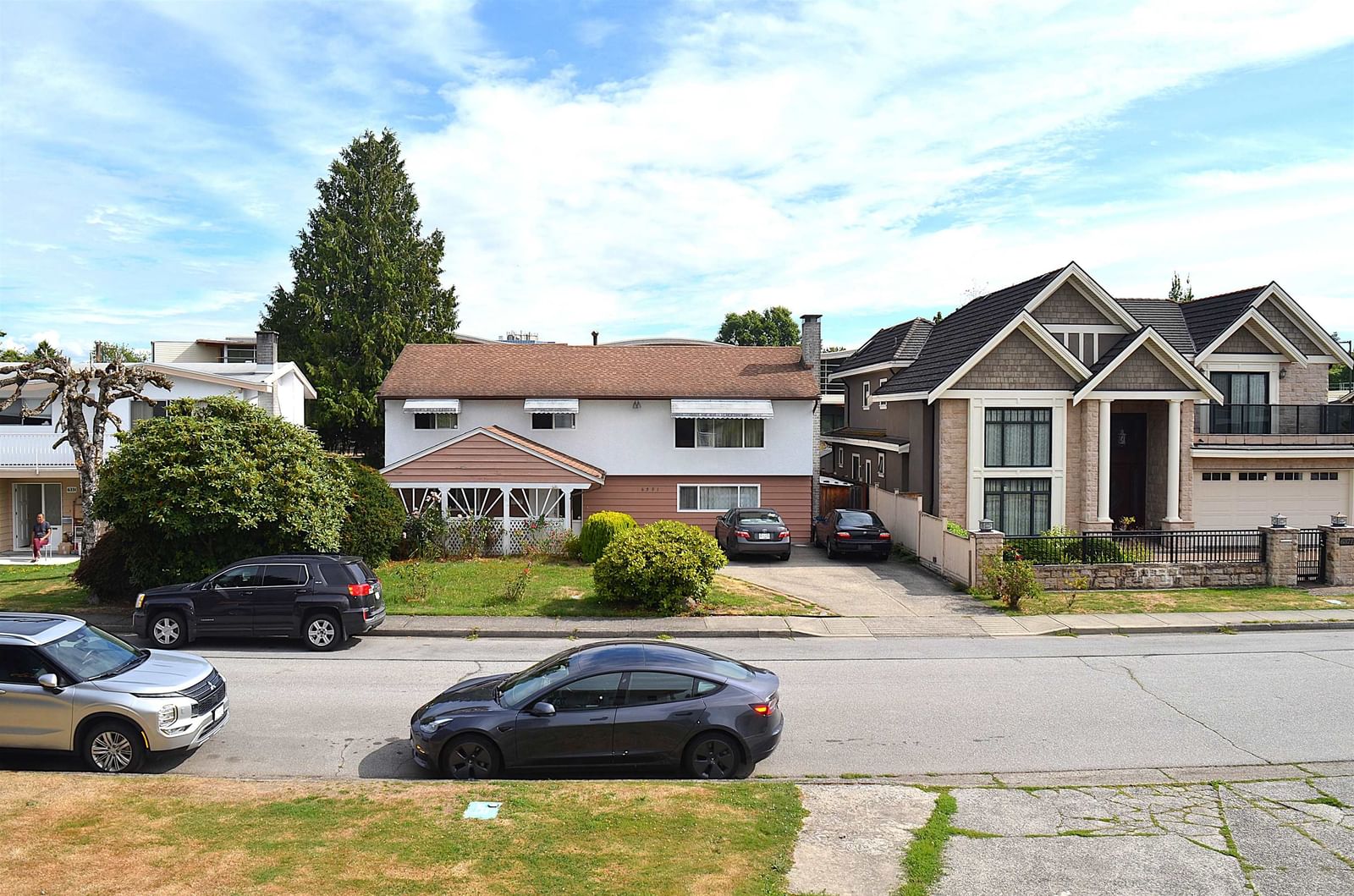Listing Image 17