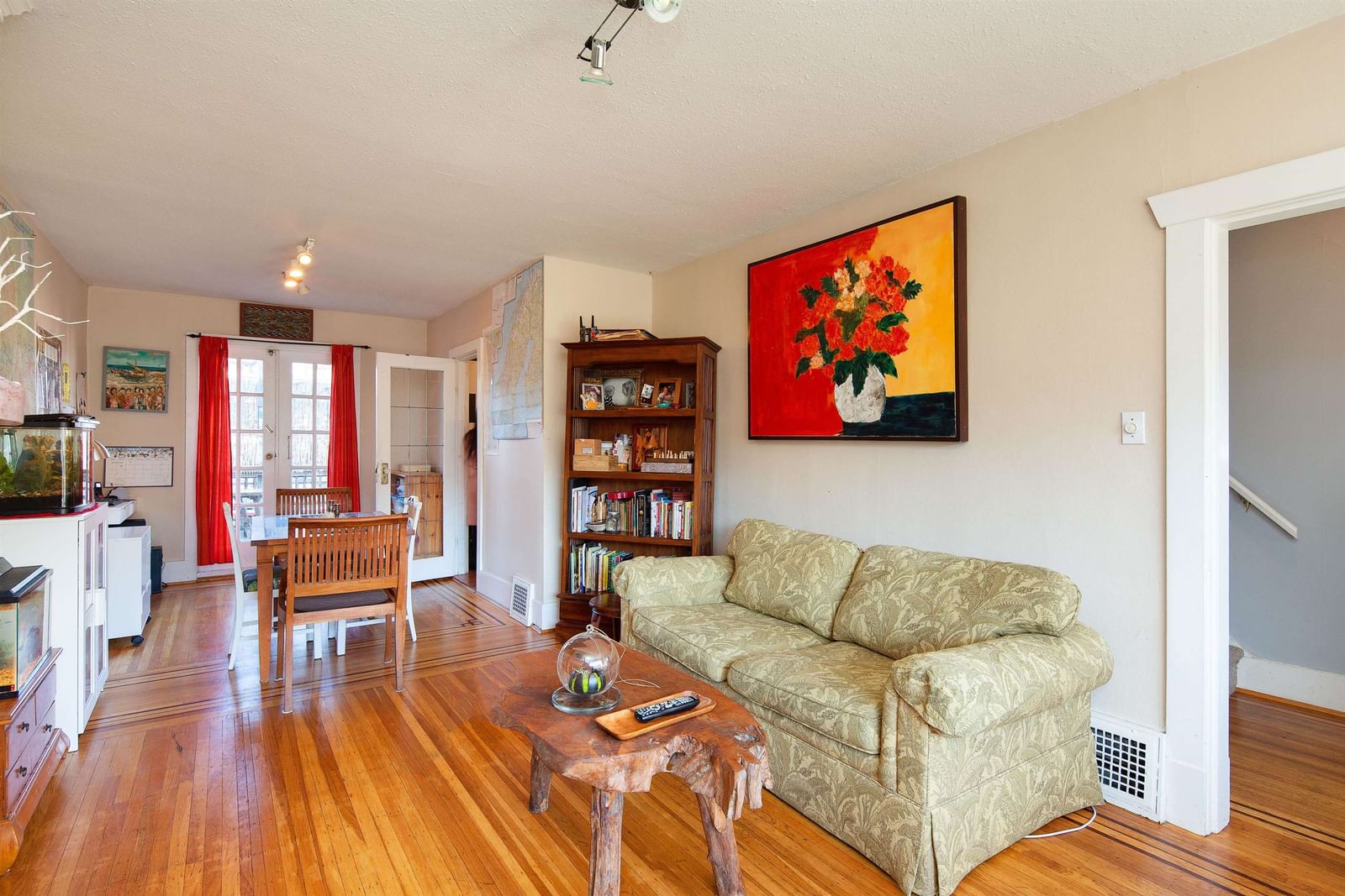 Listing Image 13