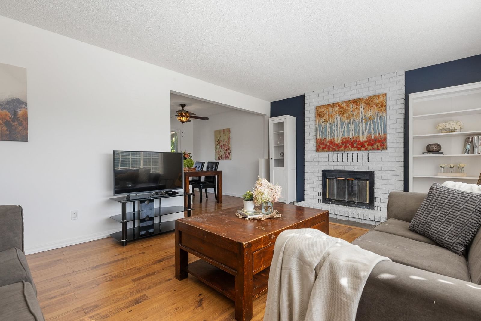 Listing Image 14