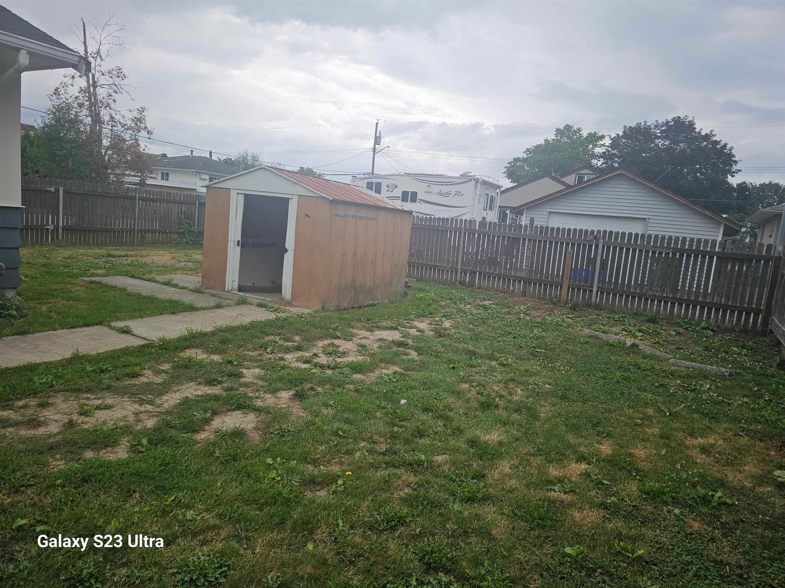 Listing Image 8