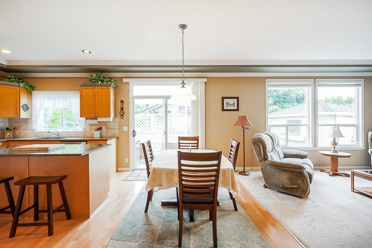 Listing Image 14