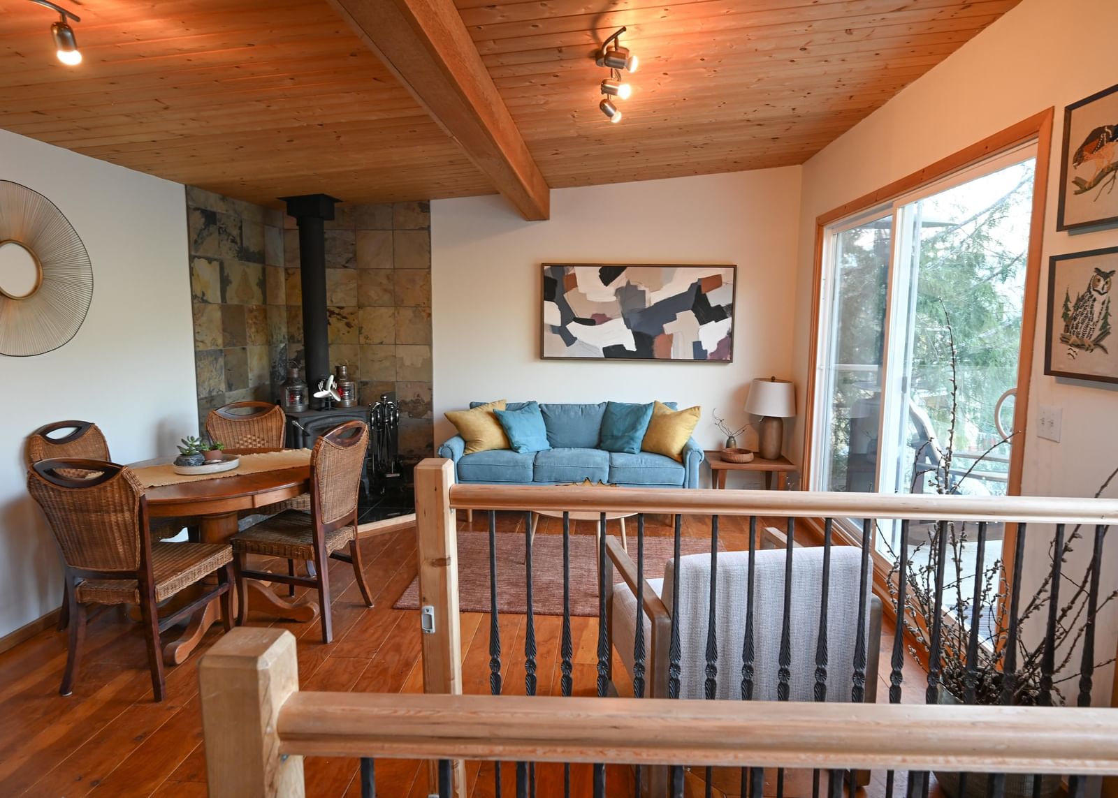 Listing Image 9