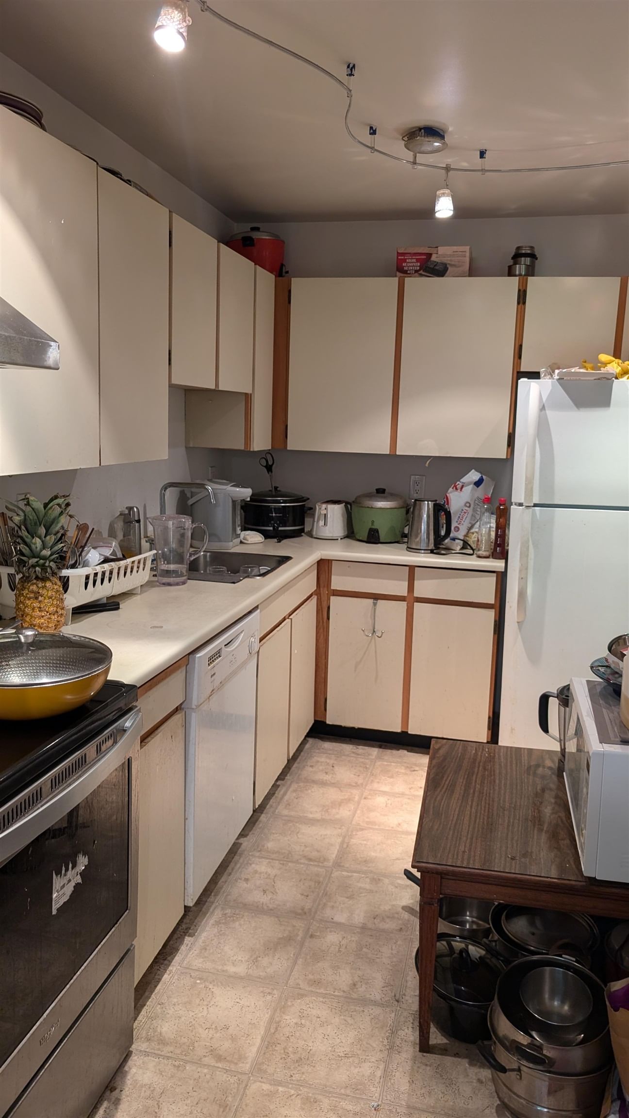 Listing Image 5