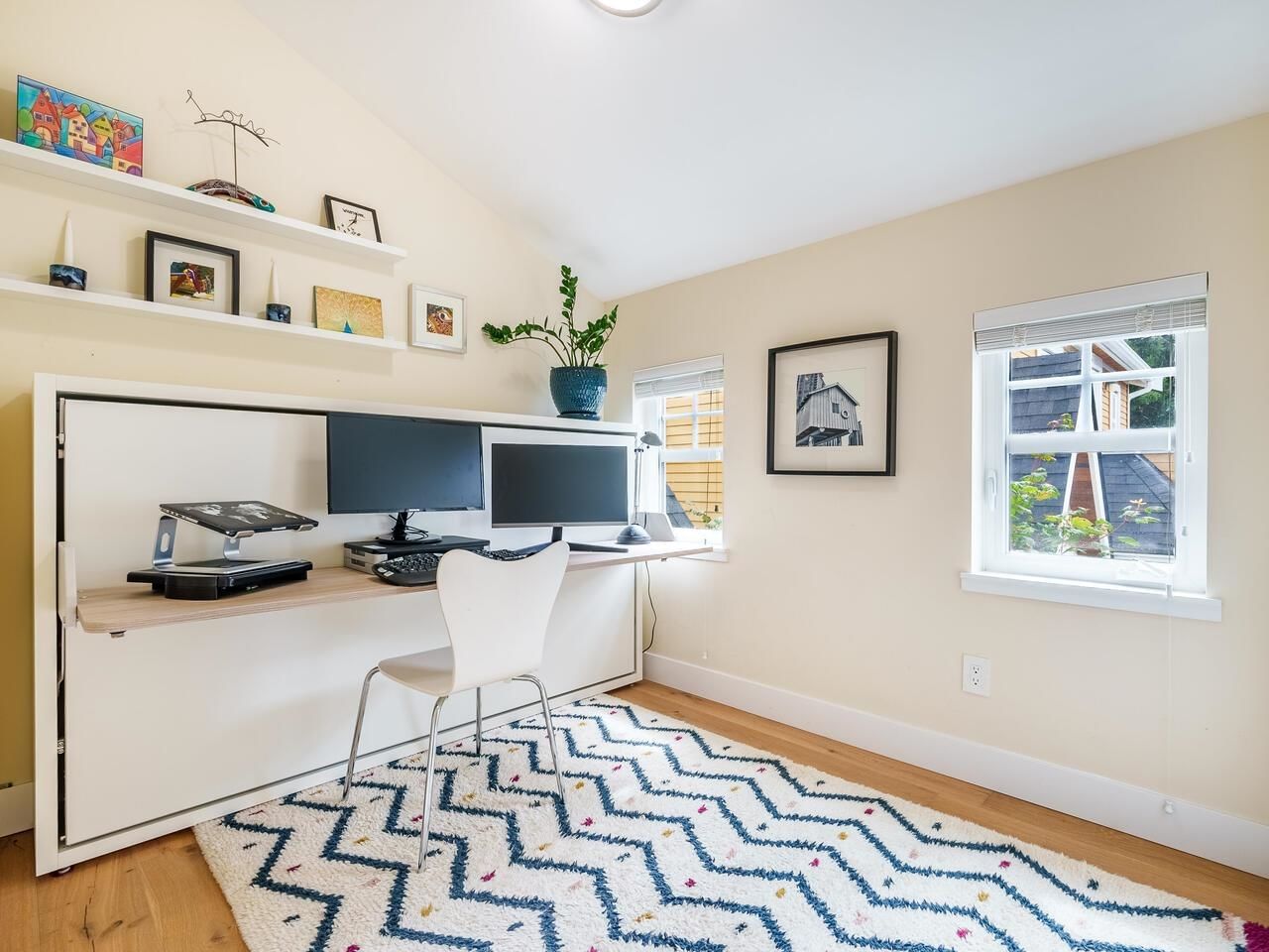 Listing Image 19