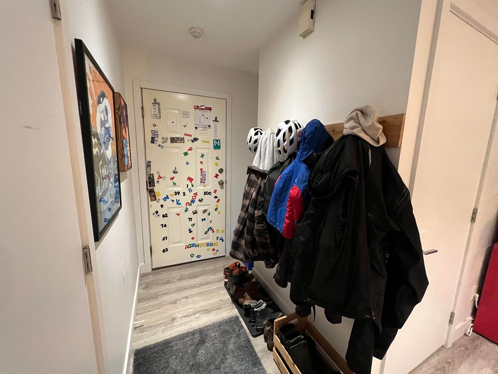 Listing Image 8