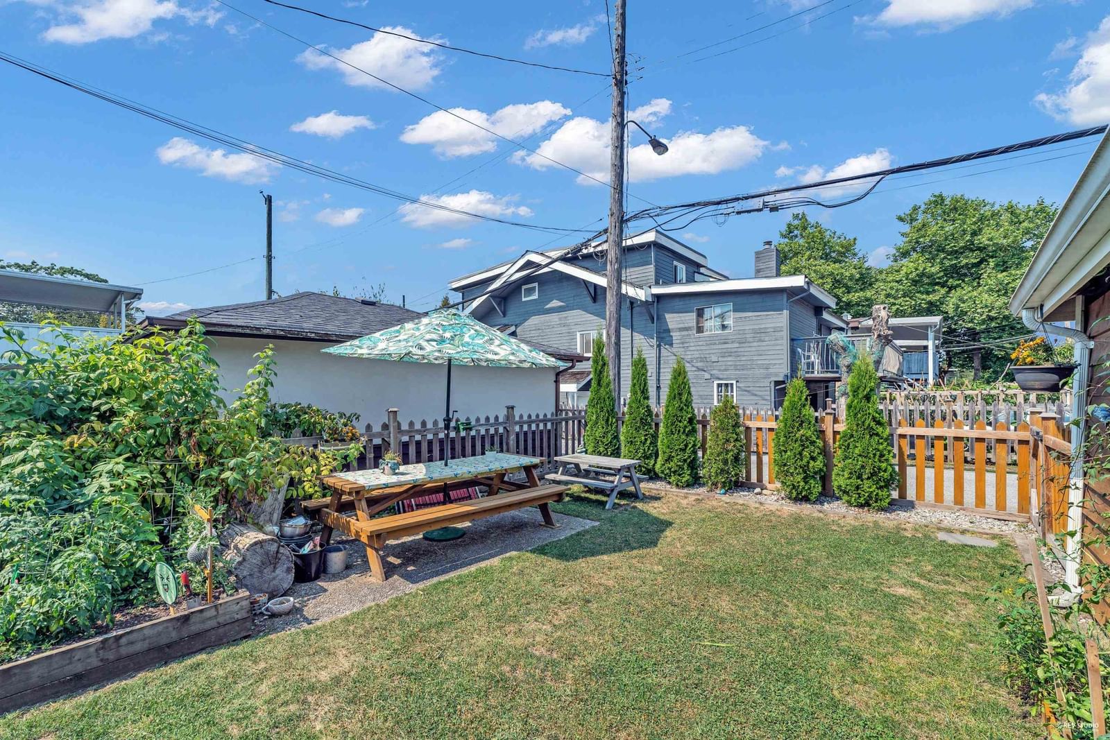Listing Image 22