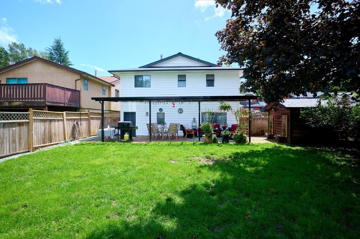 Listing Image 6