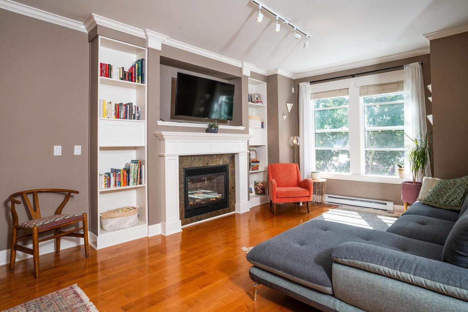Listing Image 17
