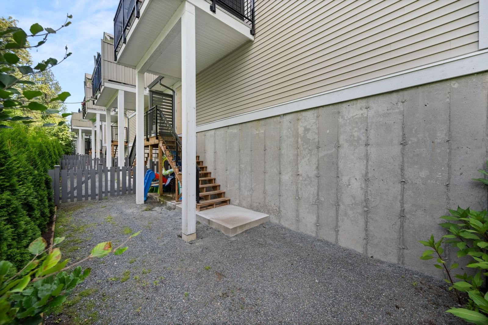 Listing Image 33