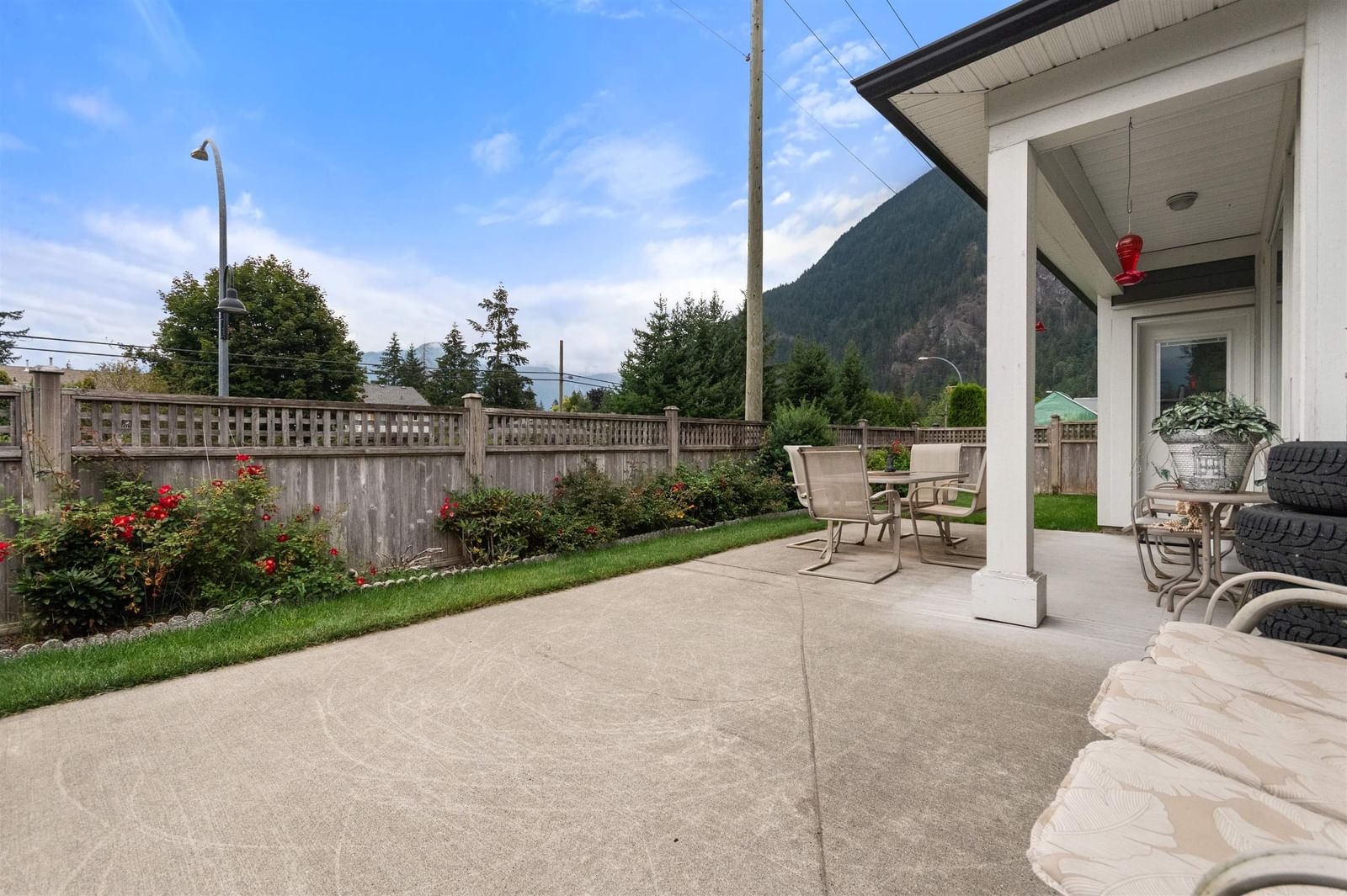 Listing Image 6