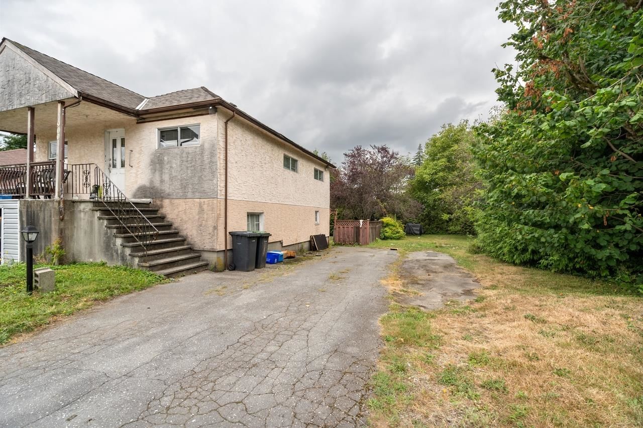Listing Image 30